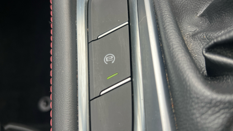 MG Hs 1.5 T-GDI Excite 5dr Petrol Hatchback